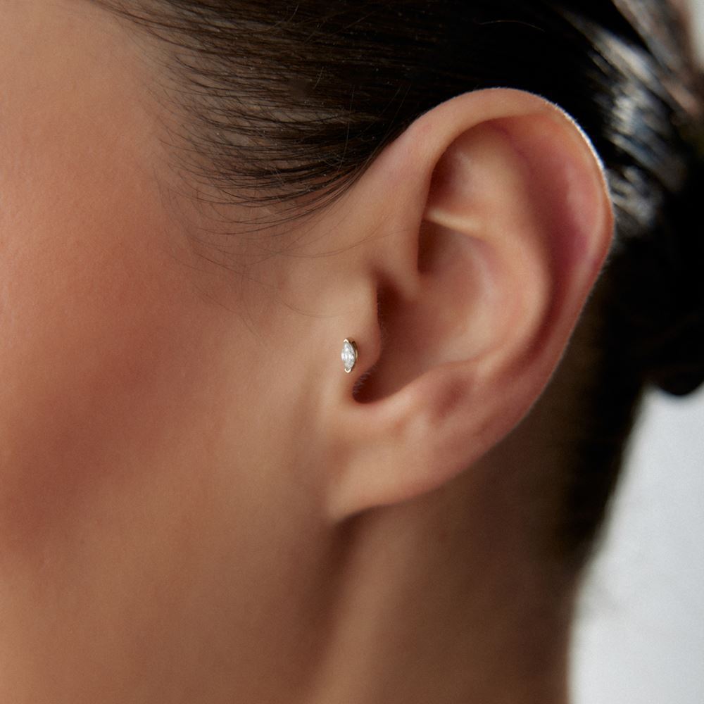 Damla Taş Piercing